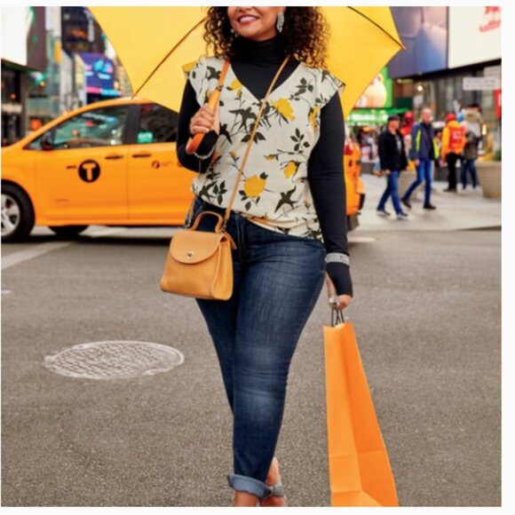 CAbi 3963 Birdwatcher Blouse Size: Medium - Picture 10 of 11